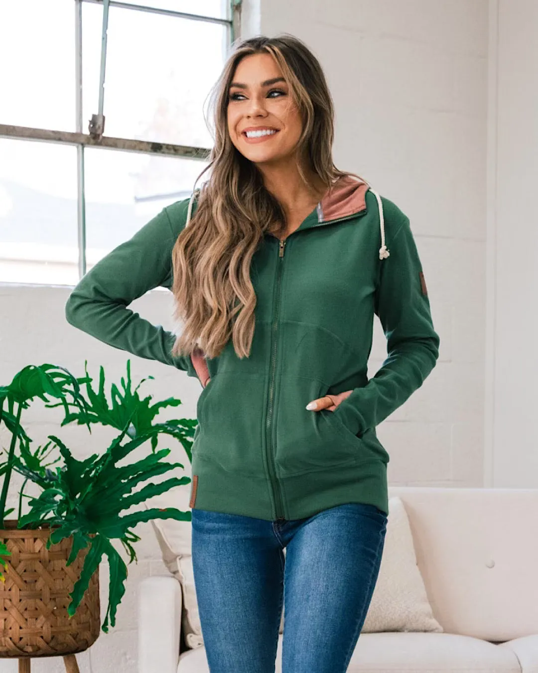 Final Sale: Ampersand Avenue Cozy Full-Zip Sweatshirt – Your Happy Place Essential!