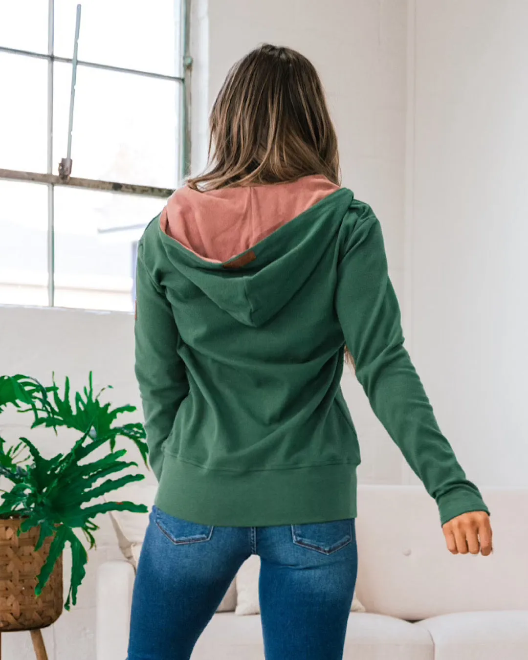 Final Sale: Ampersand Avenue Cozy Full-Zip Sweatshirt – Your Happy Place Essential!