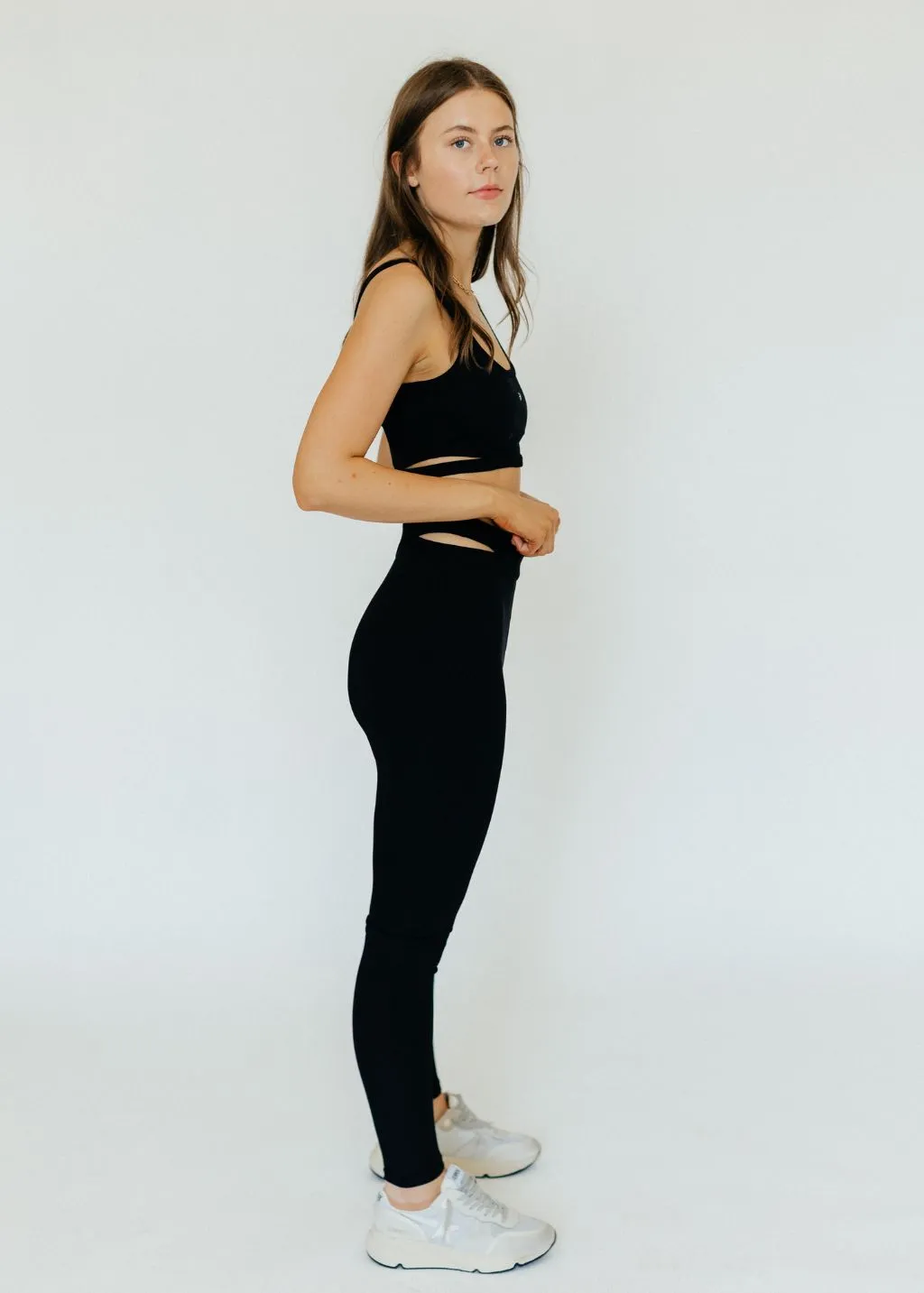 Sure! Here’s an optimized title for the product:

**Anine Bing Womens Aimee High-Waisted Leggings - Soft Stretchy Fabric for All-Day Comfort**