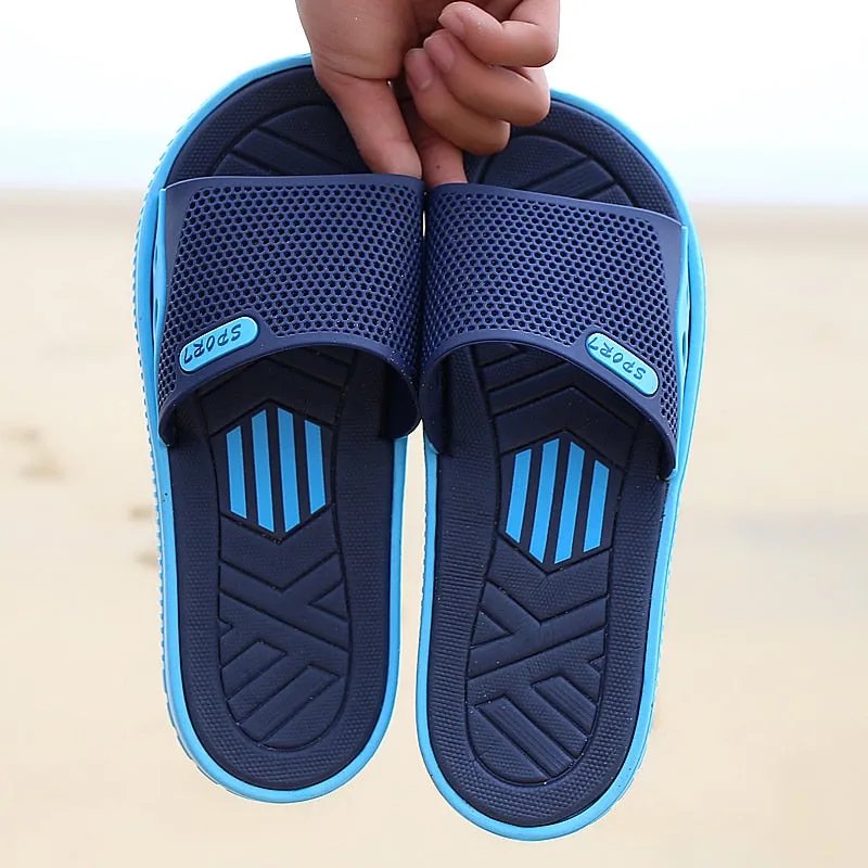 Hole Sport Slipper