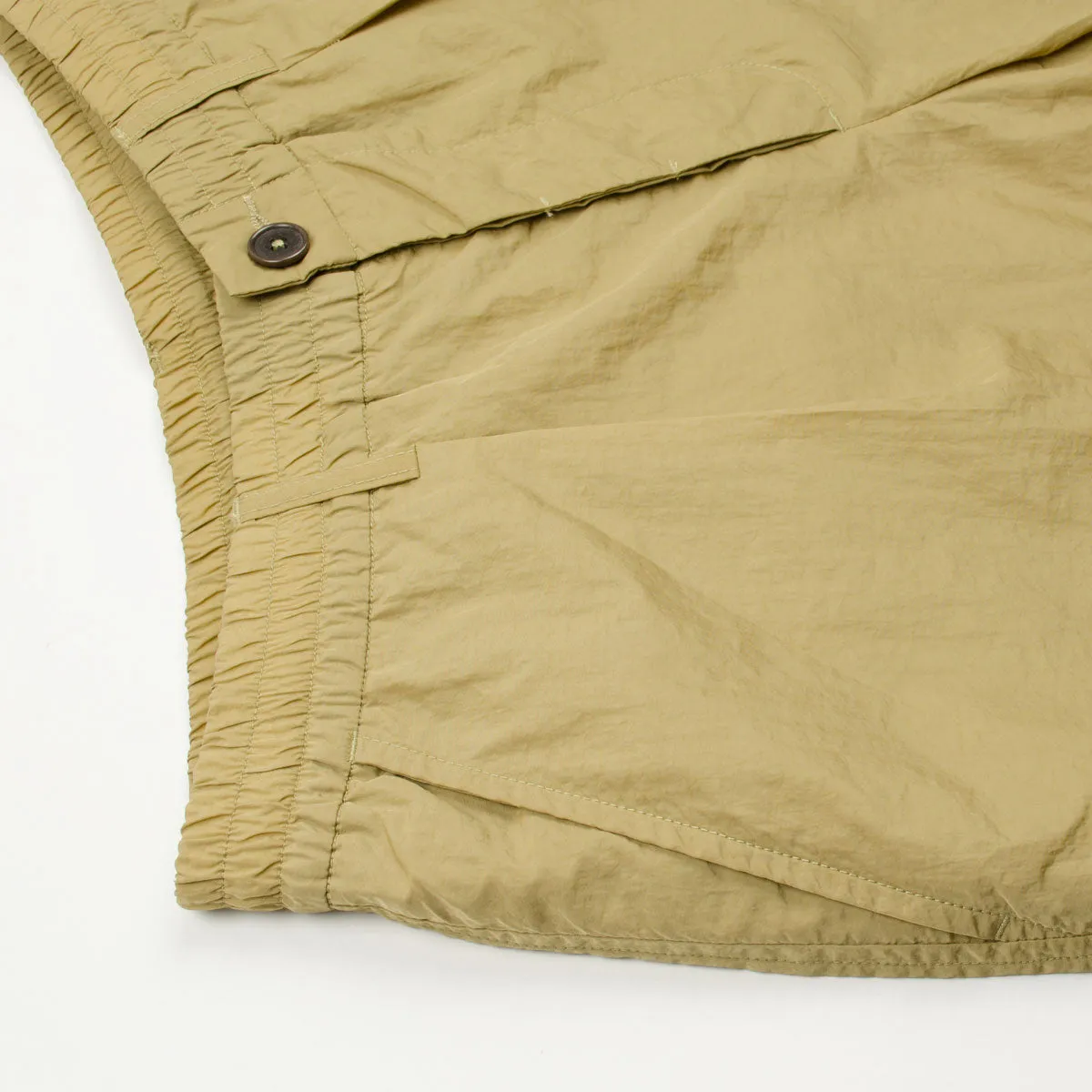 Universal Works - Pleated Track Short Recycled Nylon Tech - Sand